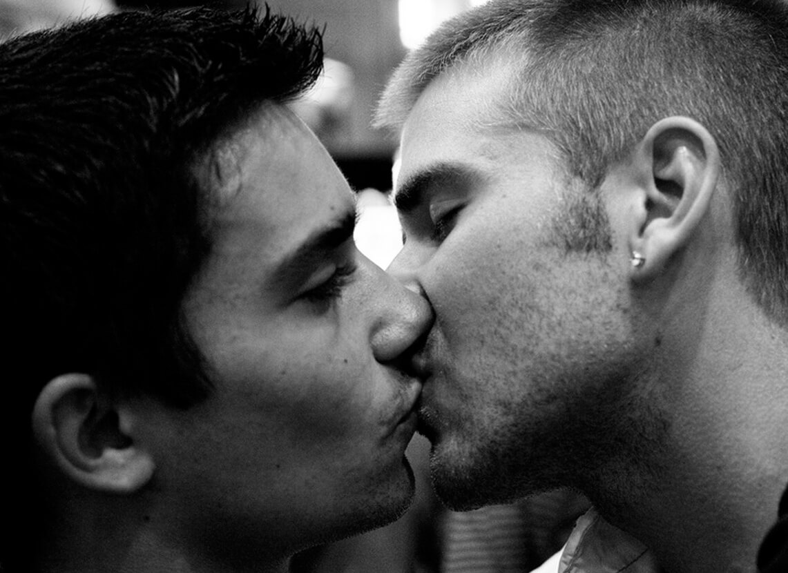 видео геи и знакомства фото 118