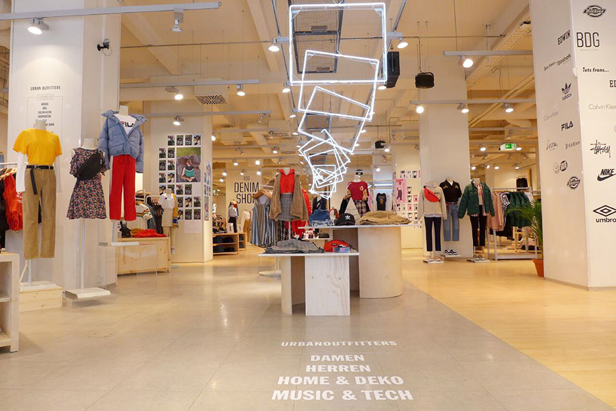 urban outfitters vienna opening